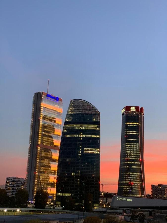 On The Top Floor Watching Citylife And Mico Milán Exterior foto