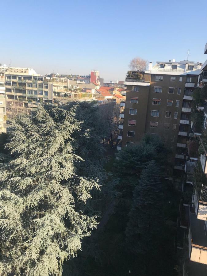 On The Top Floor Watching Citylife And Mico Milán Exterior foto